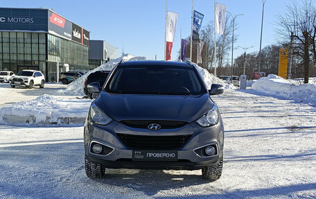 Hyundai ix35 I рестайлинг, 2013 год, 1 350 000 рублей, 2 фотография