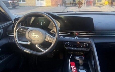 Hyundai Elantra, 2024 год, 2 300 000 рублей, 1 фотография