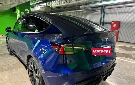 Tesla Model Y I, 2020 год, 3 950 000 рублей, 3 фотография