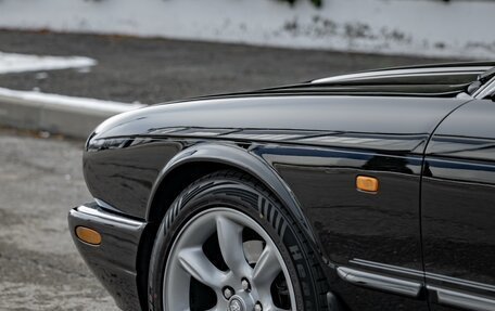 Jaguar XJR III (X350), 1999 год, 1 600 000 рублей, 14 фотография