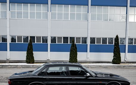 Jaguar XJR III (X350), 1999 год, 1 600 000 рублей, 8 фотография