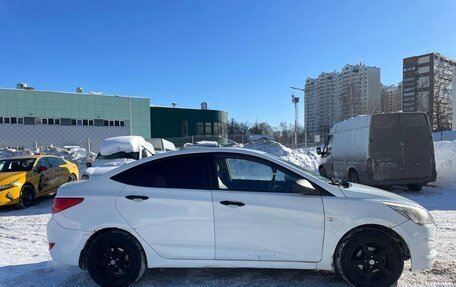 Hyundai Solaris II рестайлинг, 2015 год, 600 000 рублей, 4 фотография