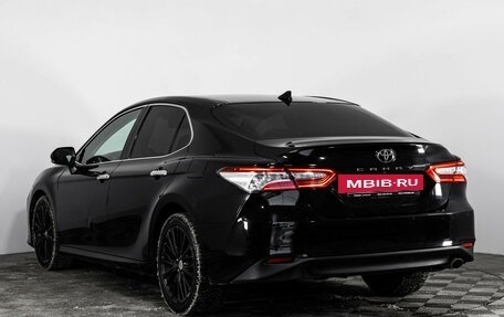 Toyota Camry, 2019 год, 2 399 000 рублей, 8 фотография