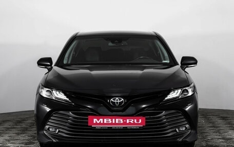 Toyota Camry, 2019 год, 2 399 000 рублей, 3 фотография