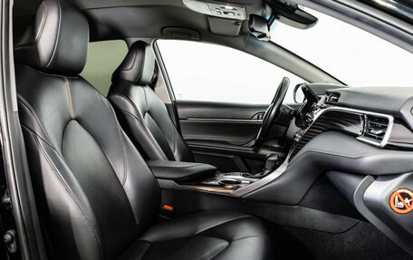 Toyota Camry, 2019 год, 2 399 000 рублей, 26 фотография