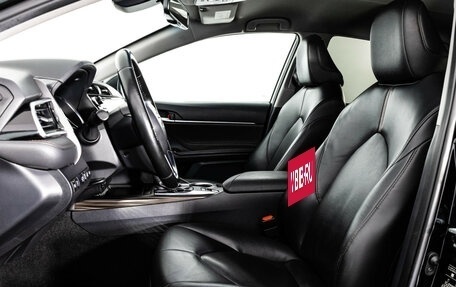 Toyota Camry, 2019 год, 2 399 000 рублей, 25 фотография