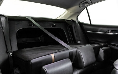 Toyota Camry, 2019 год, 2 399 000 рублей, 30 фотография