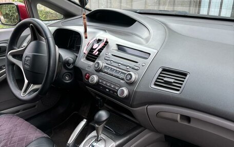 Honda Civic VIII, 2008 год, 750 000 рублей, 10 фотография