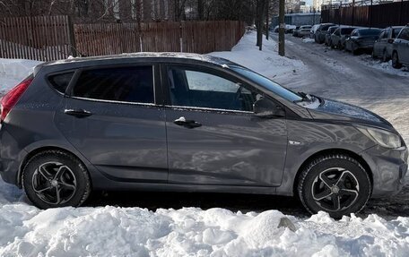 Hyundai Solaris II рестайлинг, 2013 год, 520 000 рублей, 6 фотография