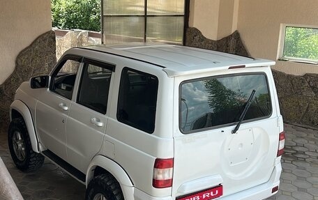 ЛуАЗ Patriot, 2010 год, 625 000 рублей, 5 фотография