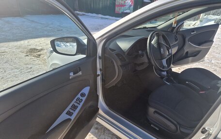 Hyundai Solaris II рестайлинг, 2016 год, 985 000 рублей, 6 фотография