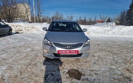 Hyundai Solaris II рестайлинг, 2016 год, 985 000 рублей, 9 фотография