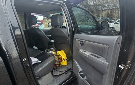 Toyota Hilux VII, 2012 год, 2 100 000 рублей, 16 фотография