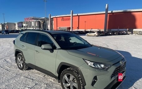 Toyota RAV4, 2020 год, 3 600 000 рублей, 6 фотография