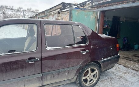 Volkswagen Vento, 1994 год, 250 000 рублей, 4 фотография