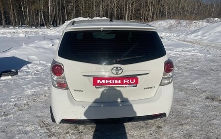 Toyota Verso I, 2014 год, 1 200 000 рублей, 2 фотография