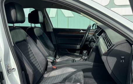 Volkswagen Passat B8 рестайлинг, 2016 год, 1 899 000 рублей, 8 фотография