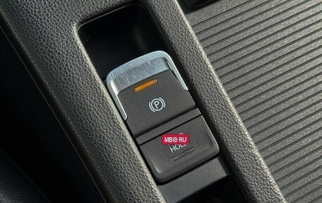 Volkswagen Passat B8 рестайлинг, 2016 год, 1 899 000 рублей, 24 фотография