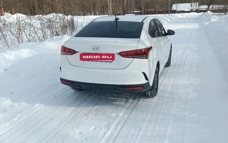 Hyundai Solaris II рестайлинг, 2021 год, 1 270 000 рублей, 6 фотография