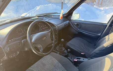 Chevrolet Niva I рестайлинг, 2003 год, 260 000 рублей, 6 фотография