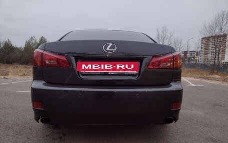 Lexus IS II рестайлинг 2, 2006 год, 1 280 000 рублей, 9 фотография
