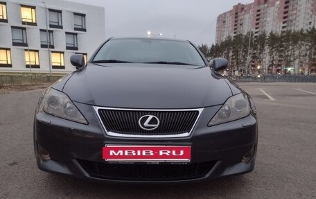Lexus IS II рестайлинг 2, 2006 год, 1 280 000 рублей, 4 фотография