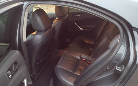 Lexus IS II рестайлинг 2, 2006 год, 1 280 000 рублей, 20 фотография