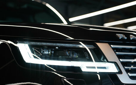 Land Rover Range Rover IV рестайлинг, 2024 год, 29 700 000 рублей, 4 фотография