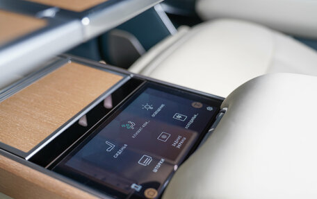 Land Rover Range Rover IV рестайлинг, 2024 год, 29 700 000 рублей, 22 фотография