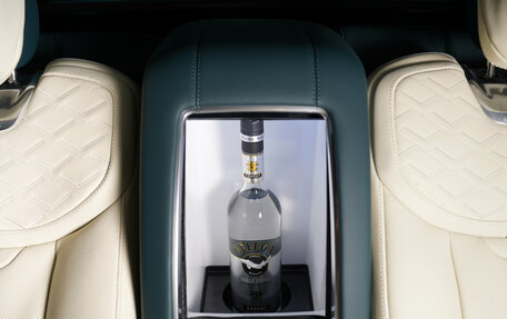 Land Rover Range Rover IV рестайлинг, 2024 год, 29 700 000 рублей, 35 фотография