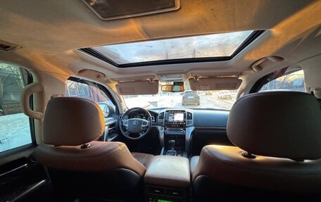 Toyota Land Cruiser 200, 2014 год, 3 700 000 рублей, 9 фотография