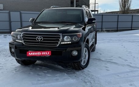 Toyota Land Cruiser 200, 2014 год, 3 700 000 рублей, 7 фотография
