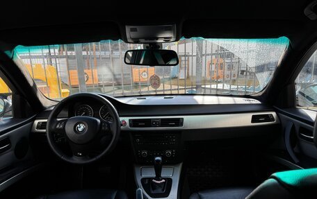 BMW 3 серия, 2008 год, 800 000 рублей, 12 фотография