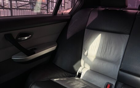 BMW 3 серия, 2008 год, 800 000 рублей, 14 фотография