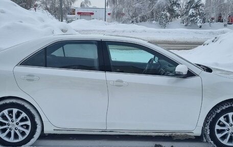 Toyota Camry, 2014 год, 1 850 000 рублей, 5 фотография