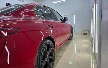 Alfa Romeo Giulia II, 2017 год, 3 500 000 рублей, 25 фотография
