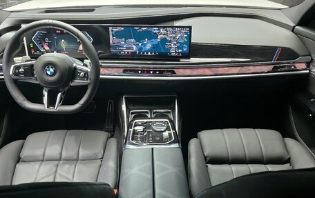 BMW 7 серия, 2025 год, 16 140 000 рублей, 7 фотография