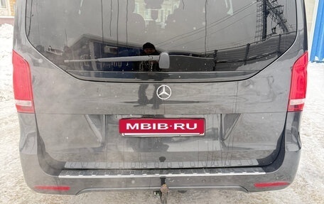 Mercedes-Benz V-Класс, 2019 год, 5 900 000 рублей, 3 фотография