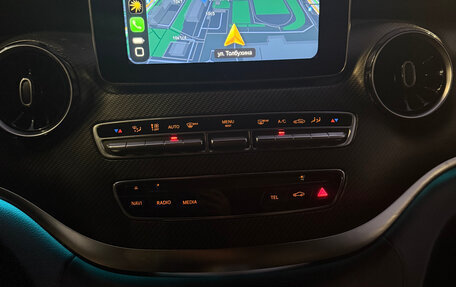 Mercedes-Benz V-Класс, 2019 год, 5 900 000 рублей, 25 фотография