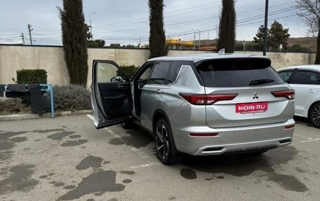 Mitsubishi Outlander, 2022 год, 1 534 800 рублей, 4 фотография