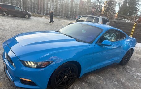 Ford Mustang VI рестайлинг, 2016 год, 2 500 000 рублей, 1 фотография