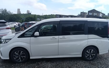 Honda Stepwgn IV, 2021 год, 2 280 000 рублей, 1 фотография