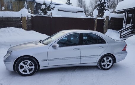 Mercedes-Benz C-Класс, 2006 год, 970 000 рублей, 1 фотография