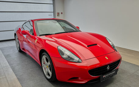 Ferrari California I рестайлинг, 2009 год, 9 900 000 рублей, 3 фотография