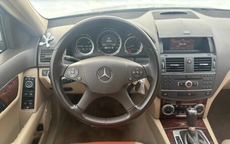 Mercedes-Benz C-Класс, 2010 год, 1 250 000 рублей, 11 фотография