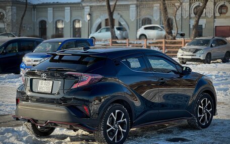 Toyota C-HR I рестайлинг, 2017 год, 1 900 000 рублей, 6 фотография