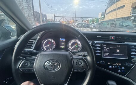 Toyota Camry, 2020 год, 2 750 000 рублей, 5 фотография