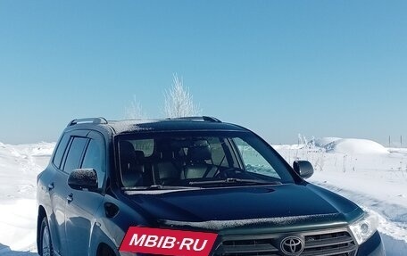 Toyota Highlander III, 2011 год, 1 800 000 рублей, 12 фотография