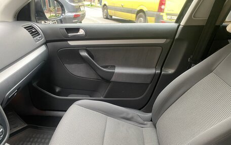 Volkswagen Jetta VI, 2009 год, 650 000 рублей, 6 фотография