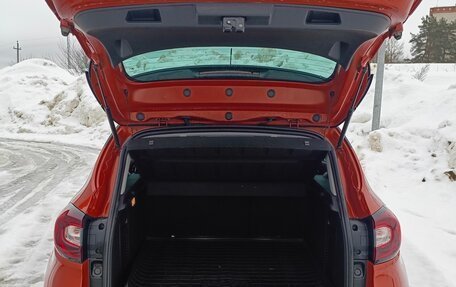 Renault Kaptur I рестайлинг, 2016 год, 1 700 000 рублей, 7 фотография